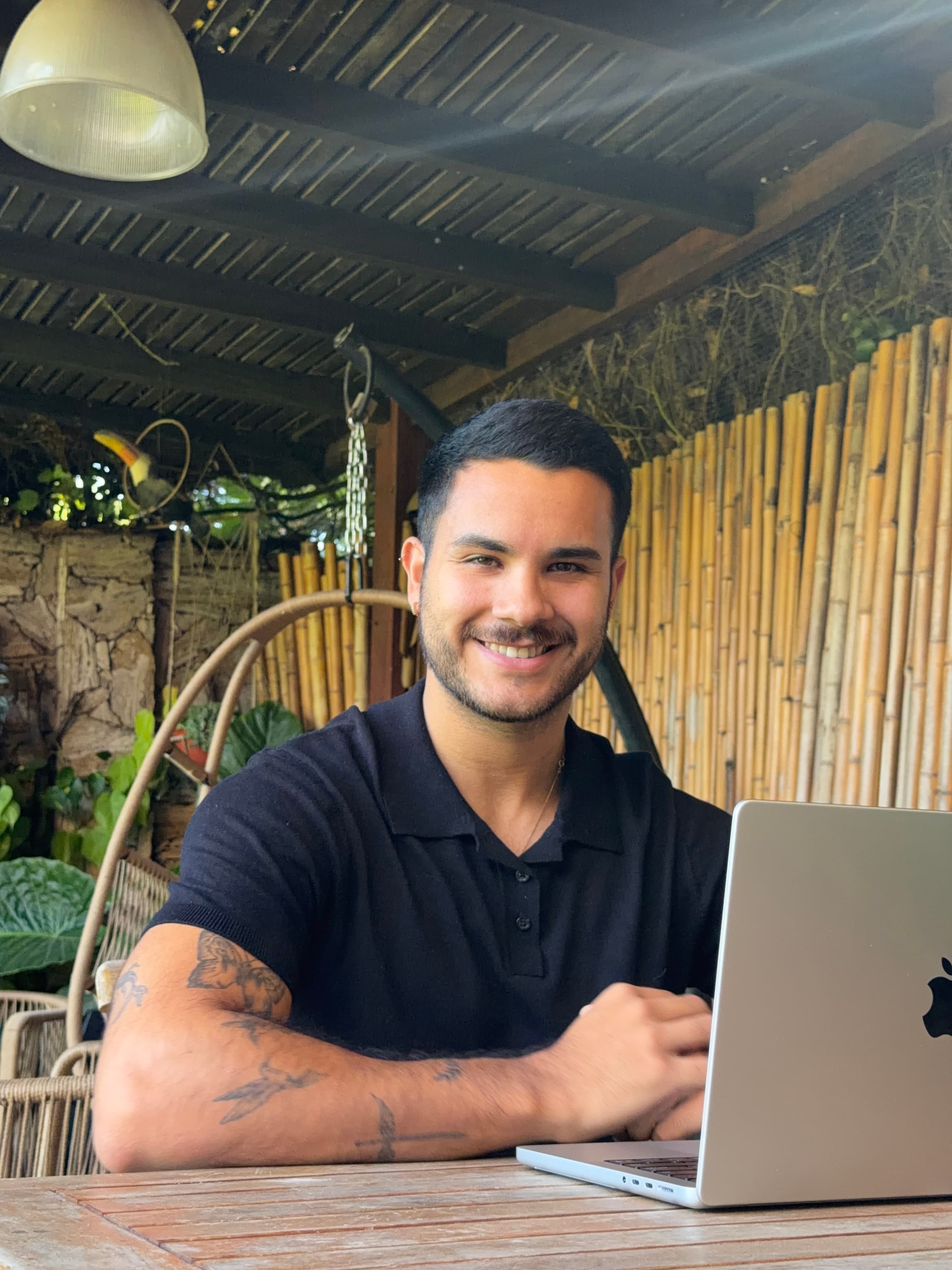 Nahuel Gaya — Fundador de Blue Harmony